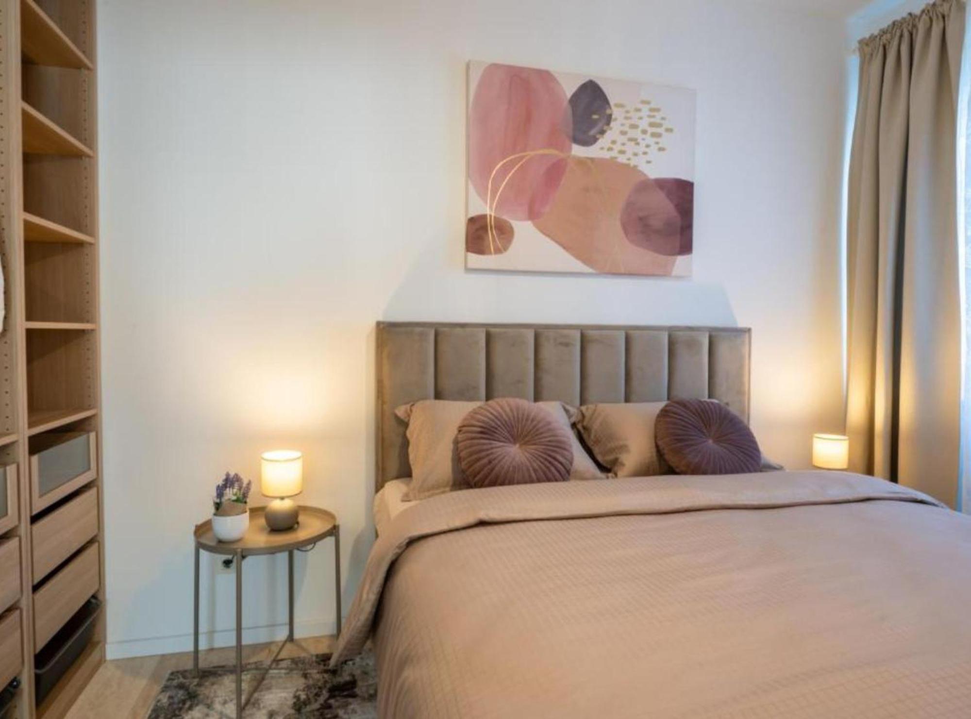 Apartment Kona - Free Parking & Self Check-In Ivanja Reka Kültér fotó